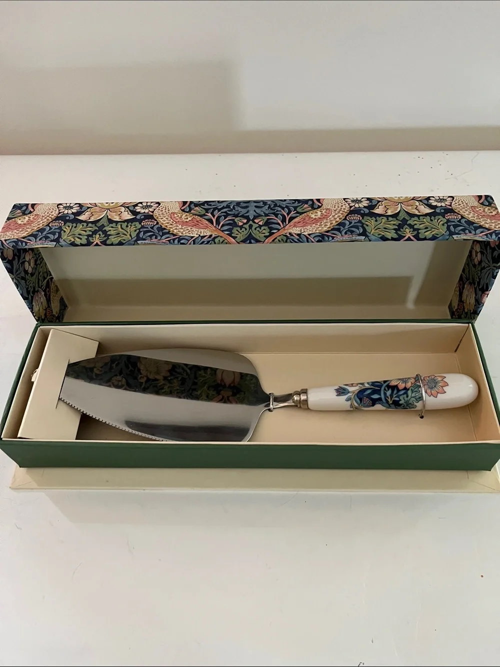 Spode Morris & Co Strawberry Thief Cake Knife